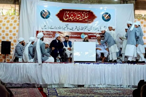 Maulana Sajjad Nomani's Institutes in Neral Hold Inspiring Convocation