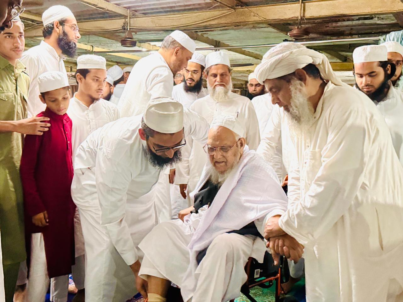 Maulana Qamaruzzaman Allahabadi's Visit to MMERC, Mumbai